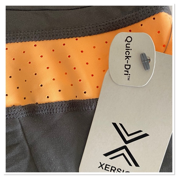 Xersion Women’s Plus Size Quick Dri Long Sleeve Jacket - Picture 3 of 3